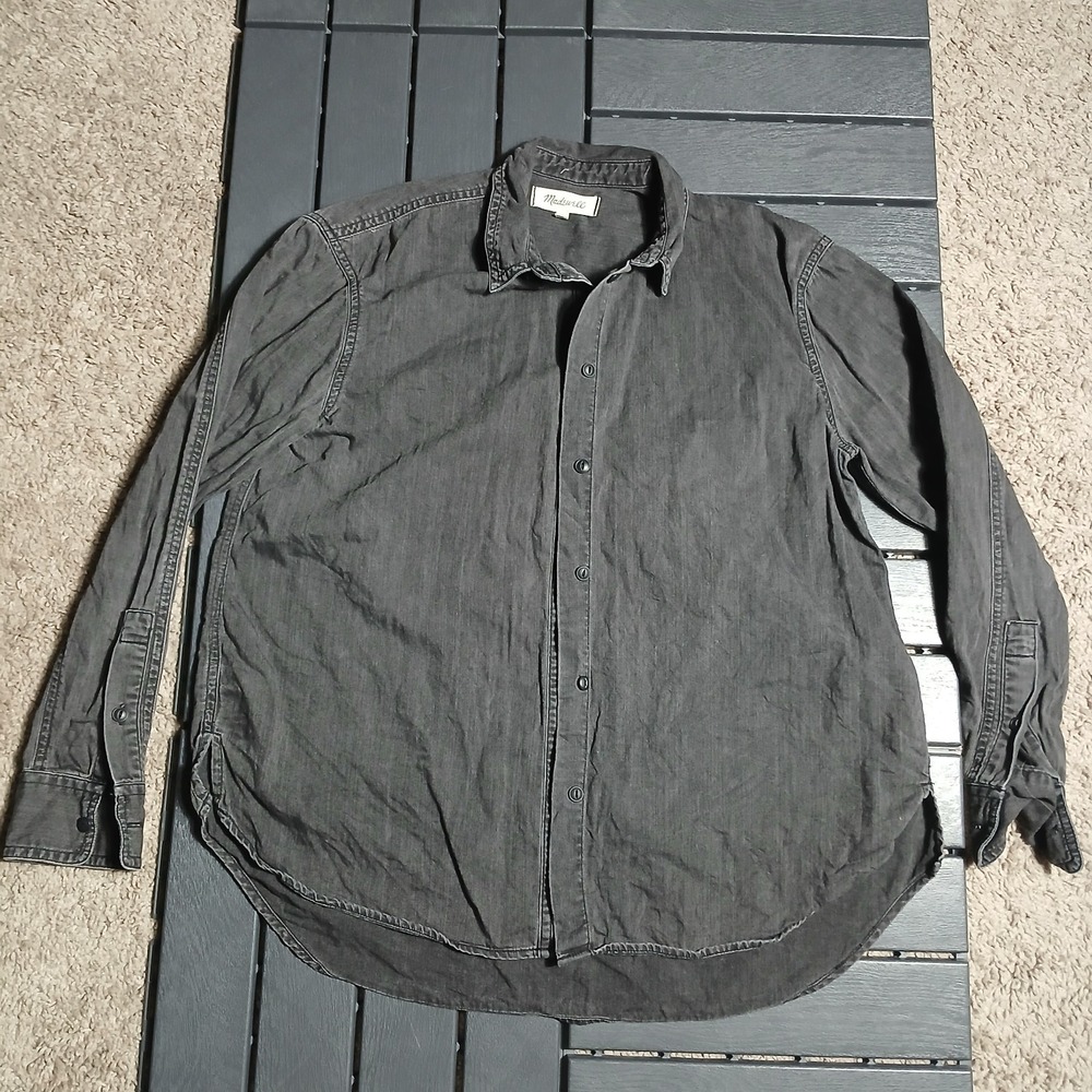Madewell Denim Oversized Ex-Boyfriend Button-Down Faded Black Wash Small‎ AB110